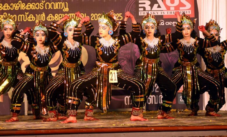 Kozhikode City sub-district leads in revenue district school arts festival