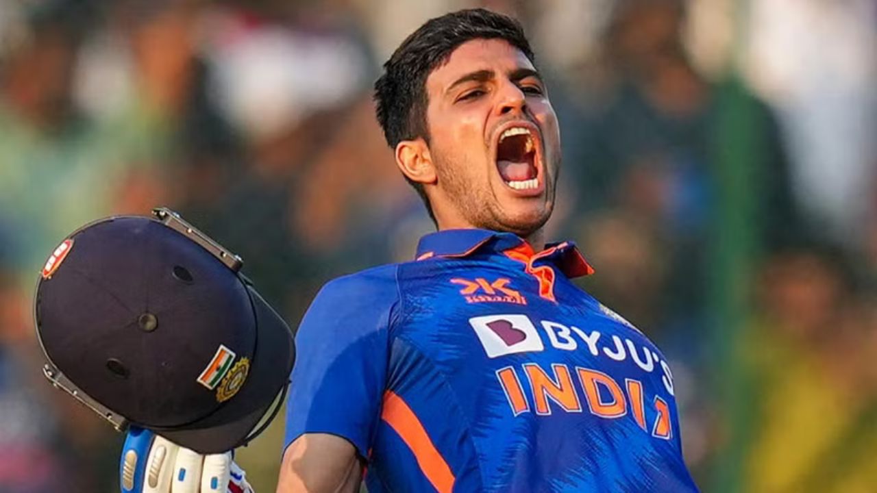 ICC Champions Trophy 2025: टीम इंडिया पहुंची दुबई, शुभमन गिल के पास बड़ा रिकॉर्ड बनाने का मौका