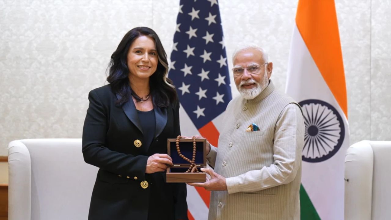 PM Modi से मिली US नेशनल इंटेलिजेंस डायरेक्टर तुलसी गबार्ड , आतंकवाद के खिलाफ सहयोग बढ़ाने पर चर्चा