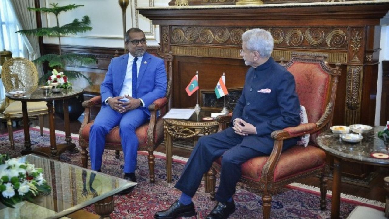 S. Jaishankar और Abdullah Khalil की अहम बैठक! भारत-मालदीव रिश्तों की नई शुरुआत