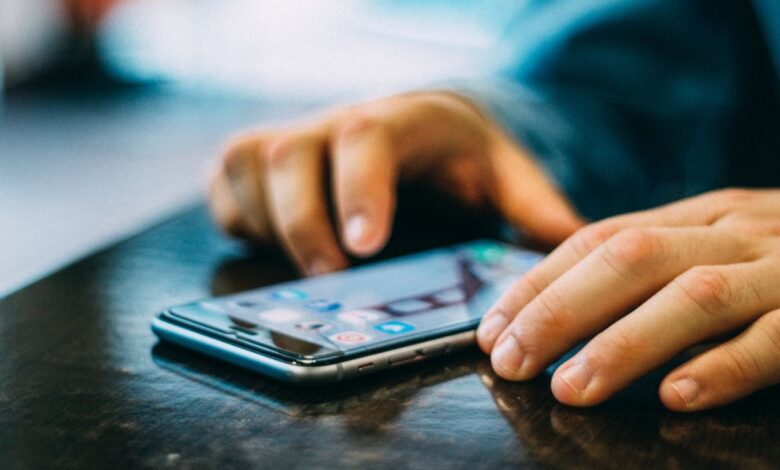 Cyber Crime: गूगल प्ले स्टोर से डाउनलोड की ये ऐप्स चुरा रही हैं आपका डाटा, तुरंत करें डिलीट!