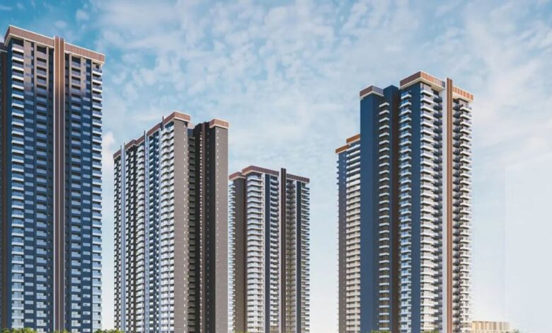 Real Estate Market: गॉडरेज ने कैसे कर दी ₹29000 करोड़ की रिकॉर्ड बिक्री! DLF के 'The Dahlias' ने बदली बाजार की तस्वीर