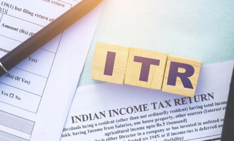 ITR फाइलिंग में देरी पड़ेगी महंगी, 5000 तक का जुर्माना, फाइनेंशियल हिस्ट्री खराब होने का खतरा
