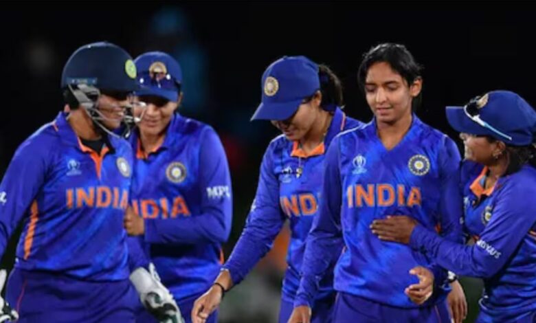 भारतीय महिला टीम ने इंग्लैंड में ODI सीरीज जीत रचा इतिहास, हरमनप्रीत के शतक से मिली ऐतिहासिक जीत