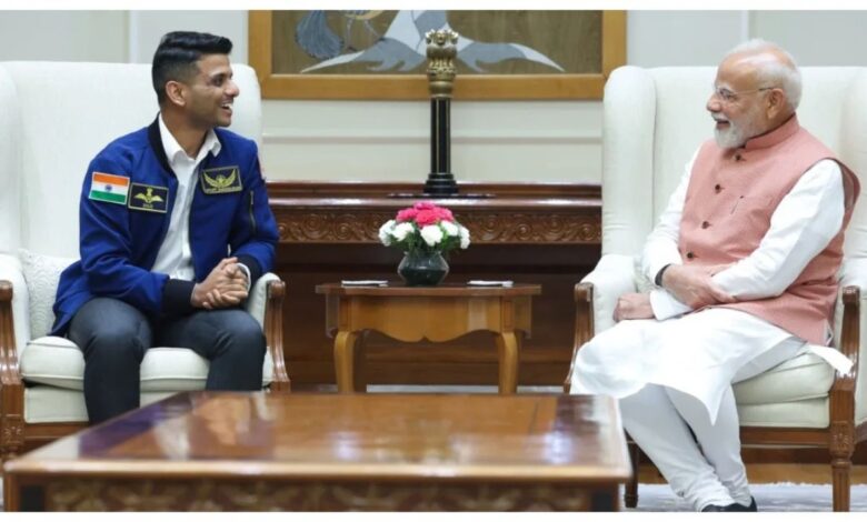 पीएम मोदी से मिले अंतरिक्ष यात्री शुभांशु शुक्ला, जानिए क्या था उनका "होमवर्क"