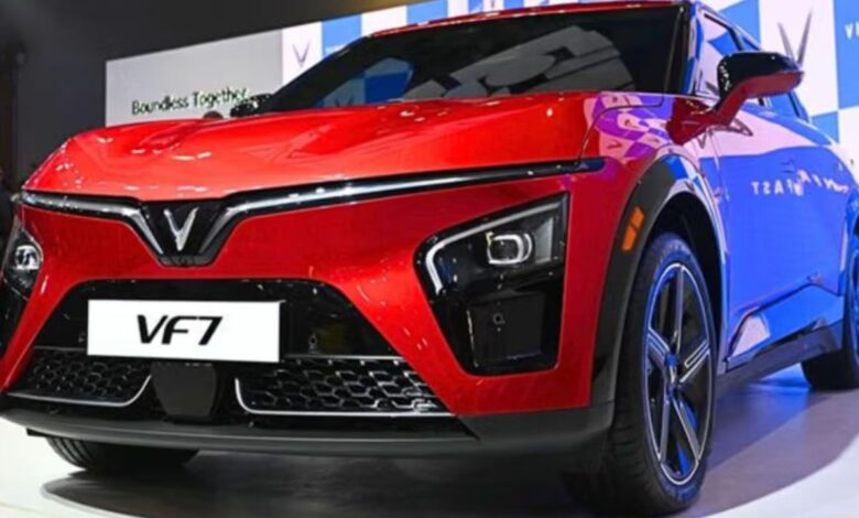 भारत में Vinfast का धमाका! सस्ती प्रीमियम इलेक्ट्रिक SUVs VF6 और VF7 लॉन्च, XUV400 और Harrier को चुनौती