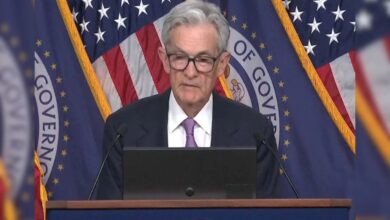 US Fed का बड़ा फैसला: 10 महीने बाद ब्याज दरों में कटौती, जानिए भारतीय शेयर बाजार पर असर
