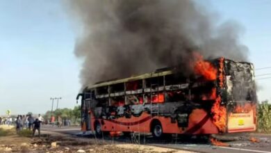 Jaisalmer में खौफनाक हादसा: निजी बस में लगी आग, 20 यात्रियों की दर्दनाक मौत, मोदी और राष्ट्रपति ने जताया शोक