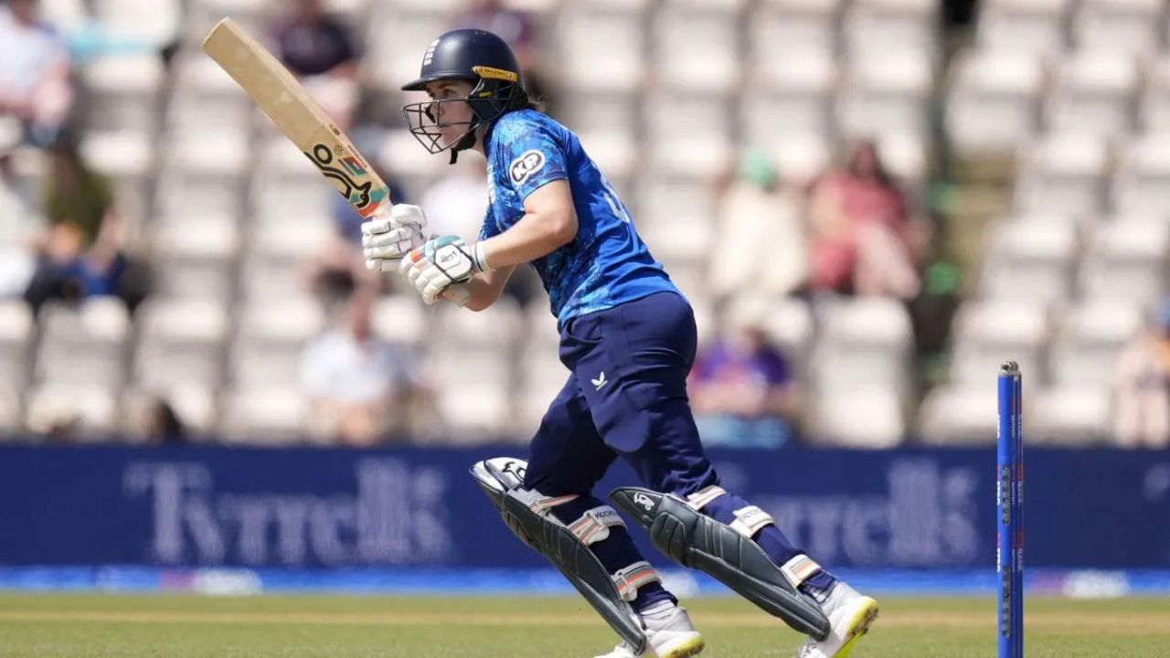 Women's ODI WC 2025 में Nat Sciver ने बनाया नया रिकॉर्ड, 117 रनों की धमाकेदार पारी में 5वीं सेंचुरी