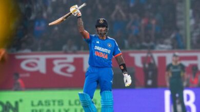 IND vs AUS: 9 ओवर में 97 रन! बारिश ने छीना भारत का जलवा, पर Surya-Gill चमके!