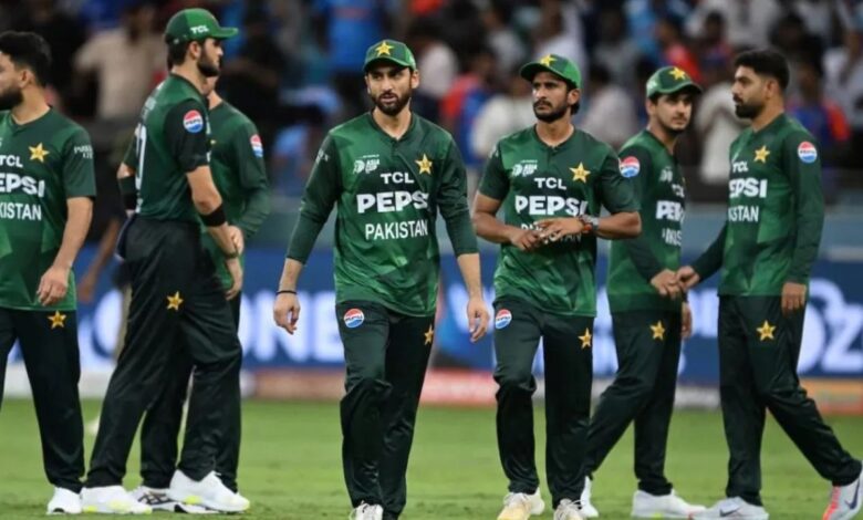 भारत के खिलाफ मैच जीतने के बाद पाक खिलाड़ियों की हरकतें वायरल, सोशल मीडिया पर मचा हंगामा
