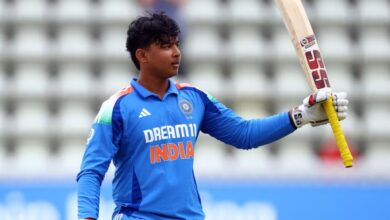 पाकिस्तान के सामने नहीं चला वैभव सूर्यवंशी का बल्ला अंडर नाइनटीन मुकाबले में पांच रन पर टूटा सपना उम्मीदें फैंस