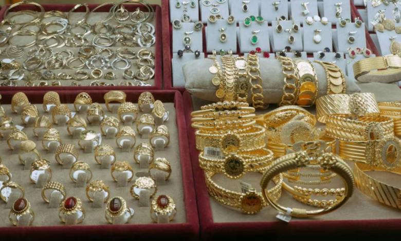 चांदी के दाम रिकॉर्ड ऊंचाई पर: क्या जल्द आएगा ₹2,10,000 का बड़ा धमाका