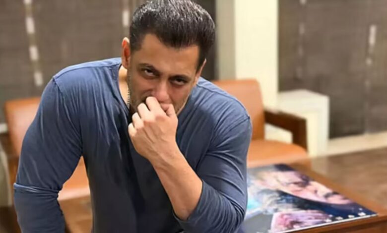 सलमान खान के जन्मदिन पर फैमिली और सितारों का जलवा, Battle of Galwan की उम्मीदें बढ़ीं