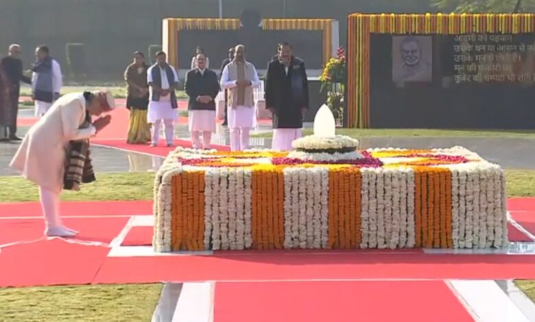 Atal Bihari Vajpayee के आदर्शों को याद करते हुए PM मोदी ने राजनीति में नैतिकता की बात की