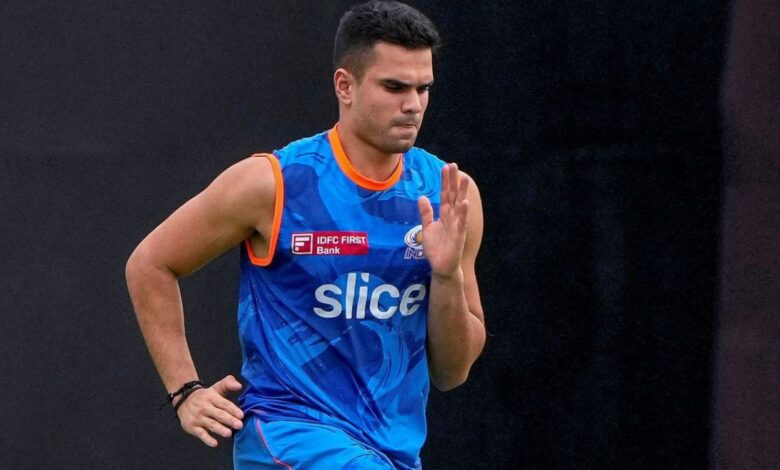 सचिन के बेटे अर्जुन ने रचा खास पल, विजय हजारे में पृथ्वी शॉ को किया आउट