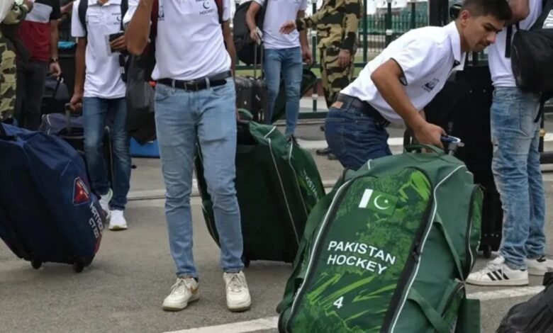 पाकिस्तान हॉकी टीम ऑस्ट्रेलिया दौरे पर भारी अव्यवस्था का शिकार, कप्तान बट ने PHF पर हमला बोला