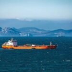 भारत ने ईरानी तेल टैंकरों को समुद्री क्षेत्र में अवैध व्यापार रोकने के लिए जब्त किया