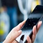 रंगों की होली में पानी से फोन को सुरक्षित रखने के बेहतरीन उपाय