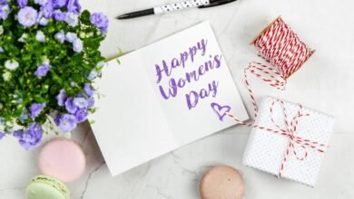 स्मार्टवॉच और TWS ईयरफोन सहित महिला दिवस के लिए बेस्ट टेक गिफ्ट आइडियाज
