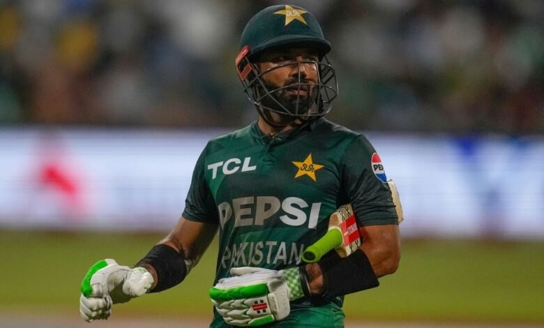 पाकिस्तान की पूरी टीम 50 ओवर में सिर्फ 114 रन बनाकर आउट, शर्मनाक रिकॉर्ड टूटा