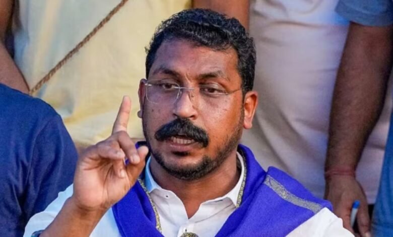 आगरा में सड़क नाम बदलने पर विवाद, चंद्रशेखर आजाद ने उठाए गंभीर सवाल