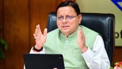 धामी का विपक्ष पर बड़ा हमला नारीशक्ति वंदन अधिनियम पर सियासी घमासान