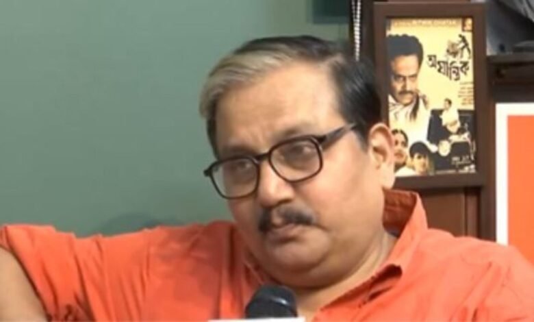 यूपी विधानसभा विशेष सत्र पर सियासी घमासान तेज, मनोज झा ने योगी सरकार पर साधा निशाना