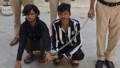 गुरुग्राम में संदूक में मिला युवक का शव, पत्नी के आशिक पर हत्या का आरोप