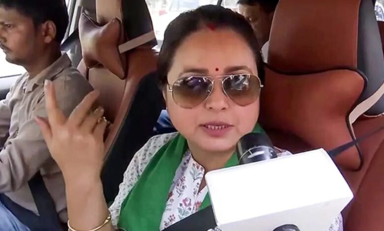 रोहिणी आचार्य का तीखा बयान परिवारवाद और भ्रष्टाचार पर सियासी घमासान