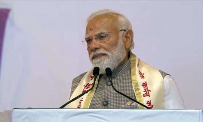 PM मोदी ने बेंगलुरु में ध्यान मंदिर का उद्घाटन किया आर्ट ऑफ लिविंग समारोह में बड़ा संदेश