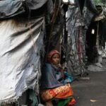 दिल्ली में झुग्गीवासियों के लिए बड़ा फैसला, 2025 तक बसी बस्तियों को मिलेगा पुनर्वास