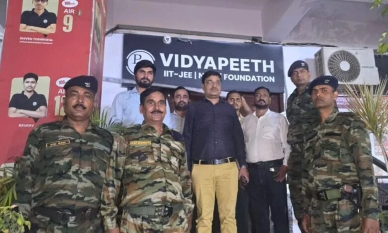 कानपुर में बड़ी कार्रवाई, 54 इमारतें सील, 90 को नोटिस