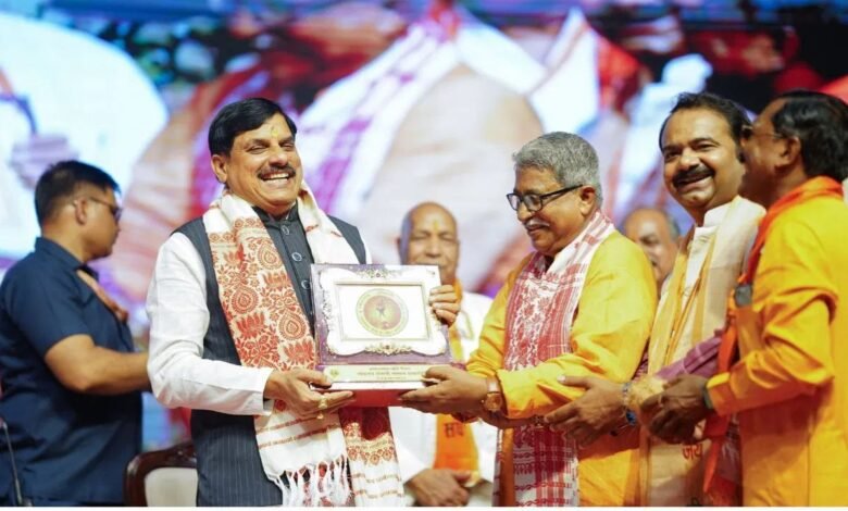 आपातकाल की याद में सीएम मोहन यादव का बड़ा ऐलान, लोकतंत्र सेनानियों को मिलेंगी नई सुविधाएं