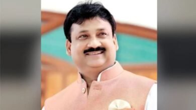 पूर्व विधायक दीप नारायण सिंह यादव पर ED का शिकंजा, झांसी-लखनऊ में कई ठिकानों पर छापेमारी; मनी लॉन्ड्रिंग जांच तेज