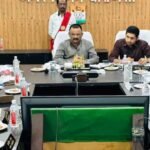 वाराणसी में सोलर पैनल लगाने वालों को बड़ा तोहफा, अब प्रॉपर्टी टैक्स में मिलेगी 10% की छूट