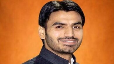 हरदोई में भगवान परशुराम प्रतिमा स्थापना समारोह बना चर्चा का केंद्र, श्रीकांत त्यागी की मौजूदगी से बढ़ी सियासी हलचल