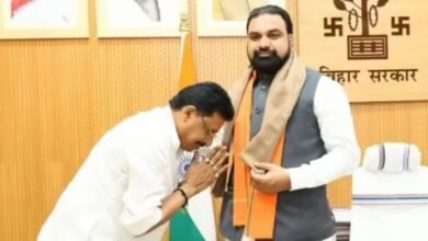 RJD सांसद अभय कुशवाहा की CM सम्राट चौधरी से मुलाकात, बिहार में बढ़ीं सियासी चर्चाएं