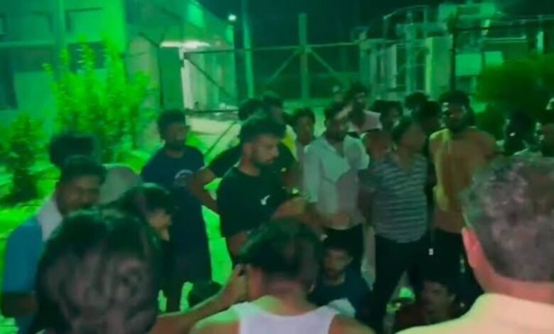 कुरुक्षेत्र में बिजली कटौती पर फूटा ग्रामीणों का गुस्सा, पावर हाउस का किया घेराव