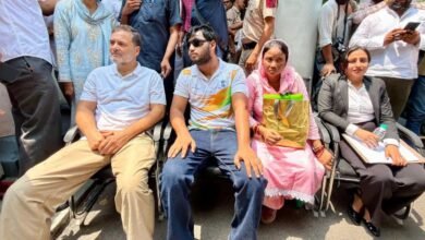 राहुल गांधी के धरने के बाद पेलेट गन मामले में FIR, 31 दिन बाद दिल्ली पुलिस ने शुरू की कार्रवाई