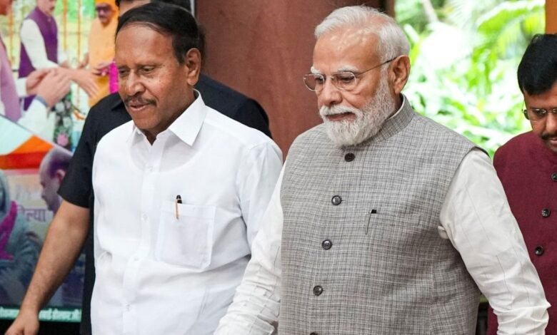 PM मोदी का वीडियो प्रतिबंधित होने के मामले में Meta की बढ़ीं मुश्किलें, MeitY सचिव से हुई अहम बैठक