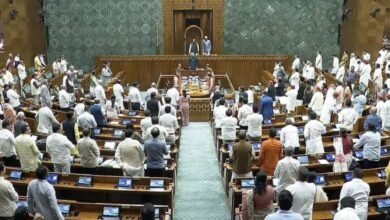 संसद में फिर हंगामा, 17वें दिन भी नहीं चली कार्यवाही; सरकार ने विपक्ष की मांगों पर दिया बड़ा संकेत
