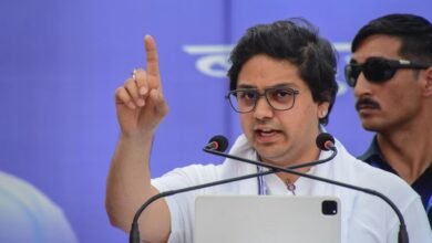 आकाश आनंद के निशाने पर अखिलेश, राहुल से उम्मीद; जयंत का बचाव क्यों?
