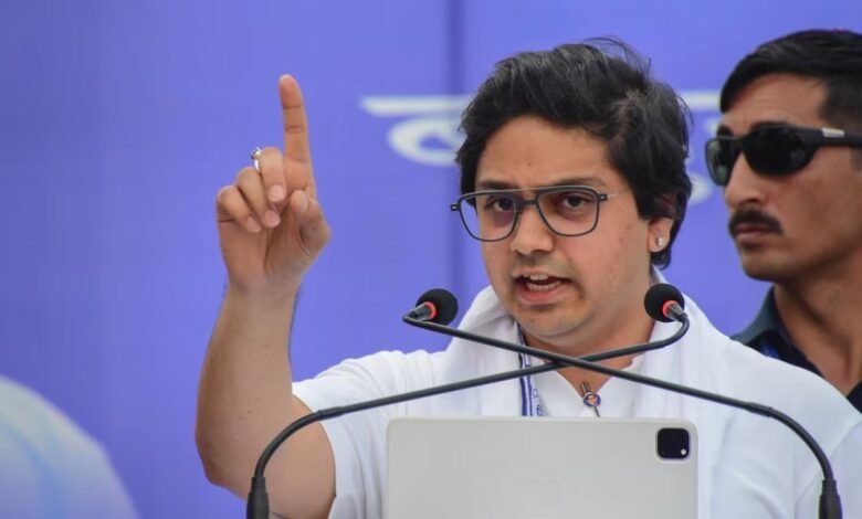 आकाश आनंद के निशाने पर अखिलेश, राहुल से उम्मीद; जयंत का बचाव क्यों?