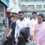मरीजों से सीधे मिलीं CM रेखा गुप्ता, अस्पताल की व्यवस्थाओं का लिया जायजा