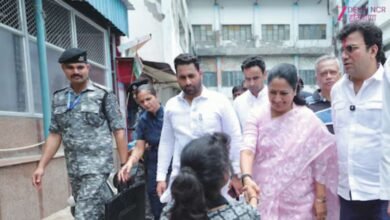 मरीजों से सीधे मिलीं CM रेखा गुप्ता, अस्पताल की व्यवस्थाओं का लिया जायजा