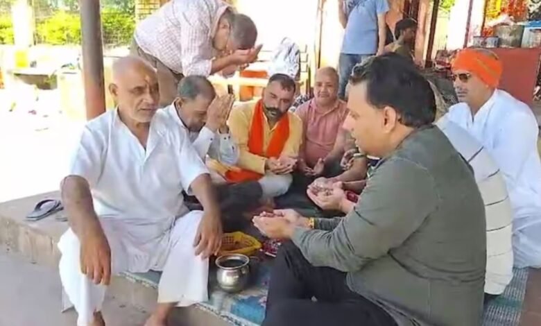सोनीपत में बुजुर्ग शिवचरण गुप्ता की 13वीं समाज ने कराई, बेटियां नहीं पहुंचीं, सामाजिक संस्थाओं ने निभाई परिवार की जिम्मेदारी पूरी