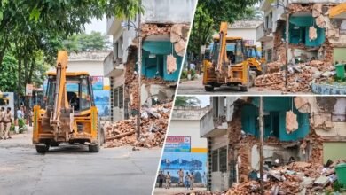 सहारनपुर कलेक्ट्रेट की मस्जिद पर चला बुलडोजर, अपील खारिज होने के बाद प्रशासन ने की कार्रवाई
