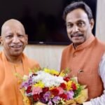 गोरखपुर पहुंचे विनोद तावड़े, 62 विधानसभा सीटों पर संगठन और चुनावी तैयारियों को लेकर करेंगे मंथन