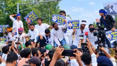 बिहार में 65% आरक्षण की मांग को लेकर पटना में बड़ा प्रदर्शन, पुलिस ने आंदोलनकारियों को हिरासत में लिया